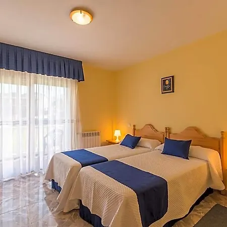 Hotel La Bolera Isla